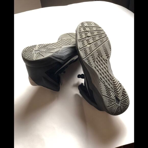 EUC Nike Zoom HyperQuickness Performance Sneakers - Picture 9 of 15